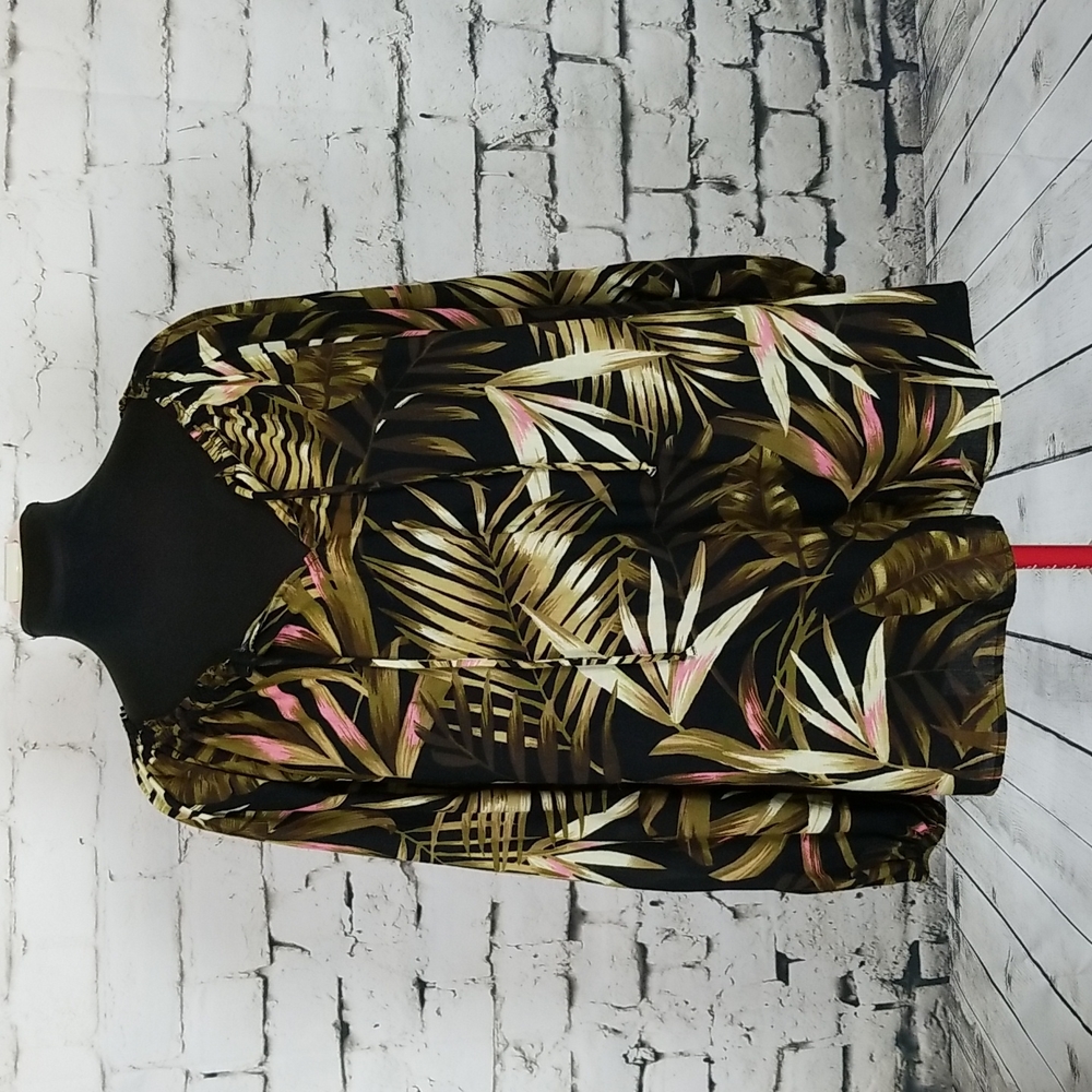 Bohemian tropical print peasant blouse.